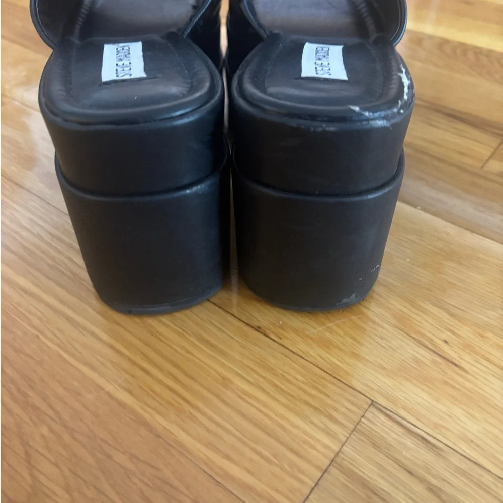 Steve Madden Black Women's Platform Slides - Picture 6 of 8